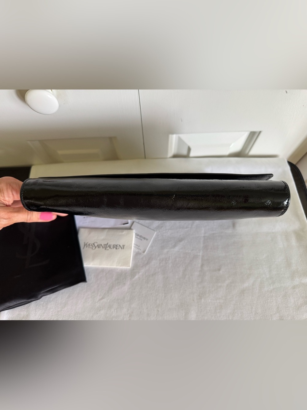 Yves Saint Laurent Black Patent Envelope Clutch Mint - Picture 11 of 13